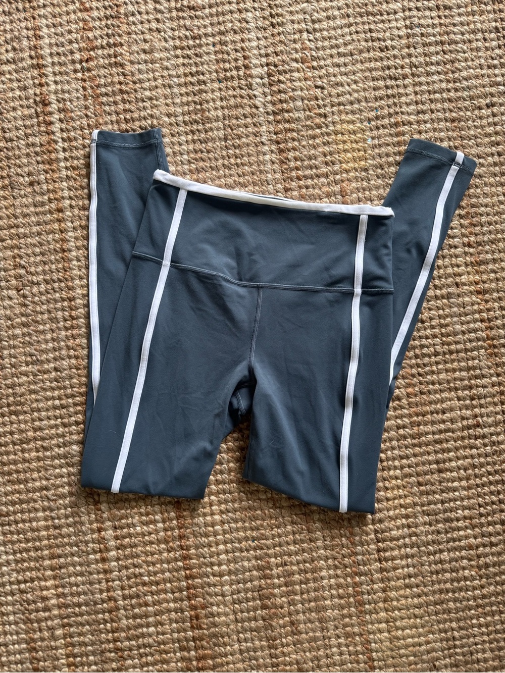 Athleta Ultra High Rise Elation 7/8 Tight | S